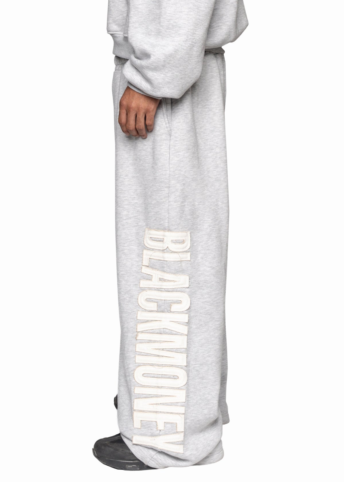 Relaxed Fit Jogger — referans demo fotoğrafı 2