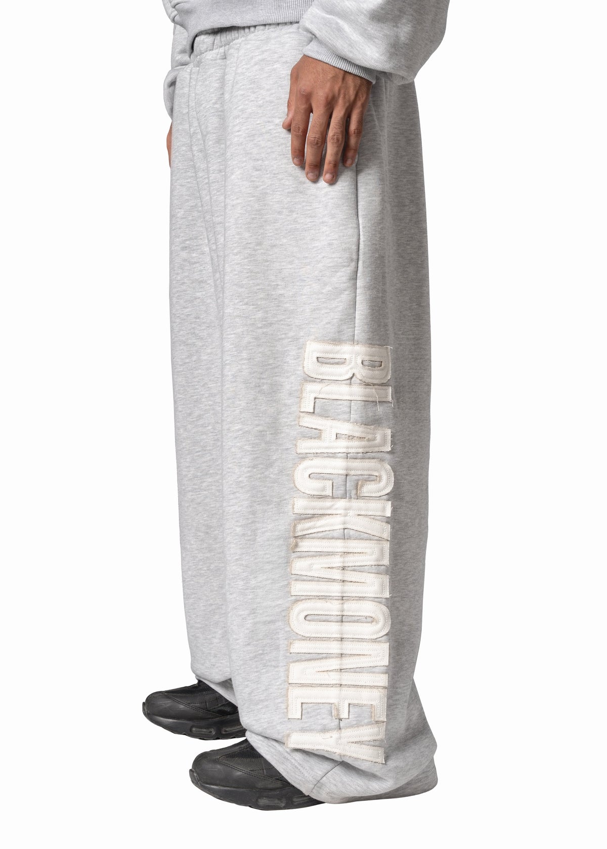 Relaxed Fit Jogger — referans demo fotoğrafı 4